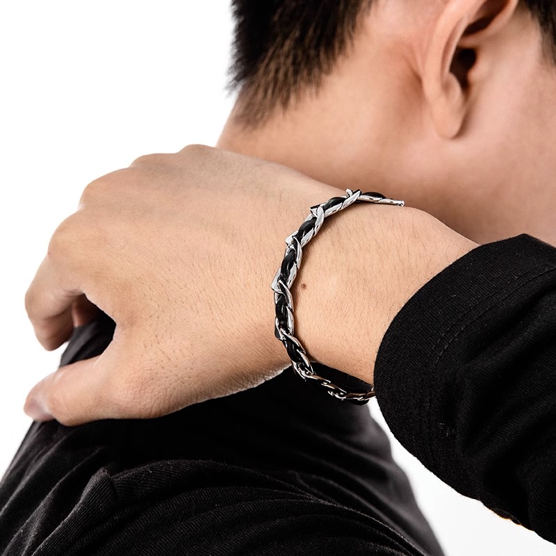 남성용 트렌디 티타늄 스틸 가죽 팔찌 독특한 디자인 하 - Men'S Accessories High End 리뷰 및 가격