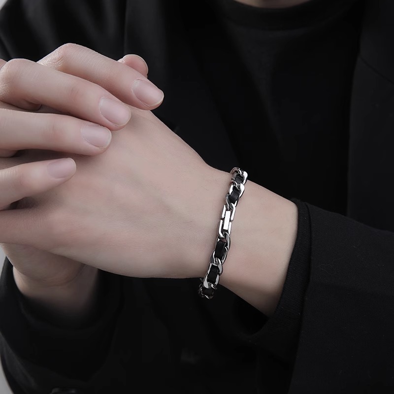 남성용 트렌디 티타늄 스틸 가죽 팔찌 독특한 디자인 하 - Men'S Accessories High End 리뷰 및 가격